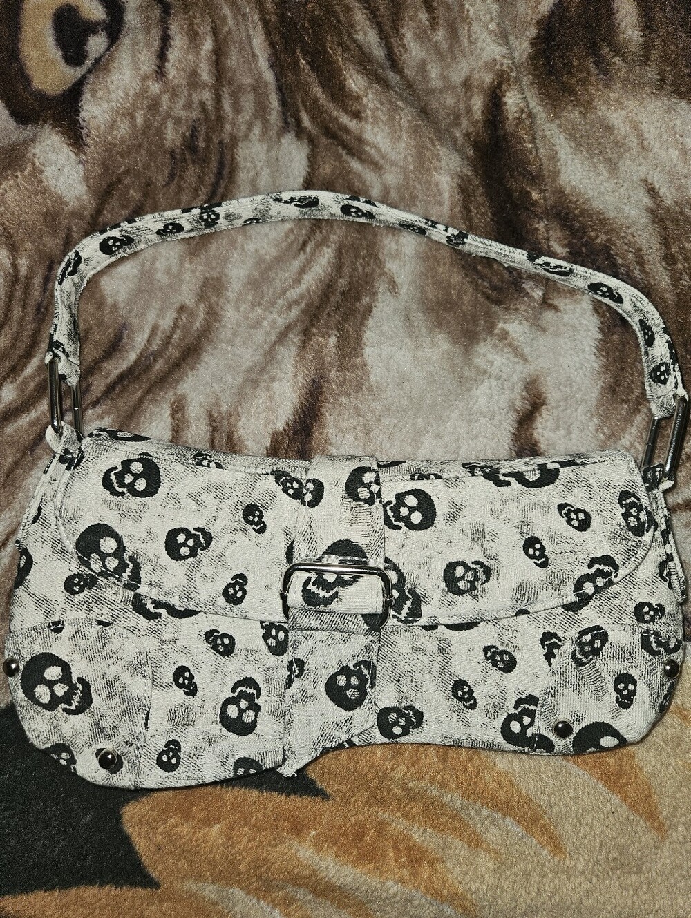 Skull Print Shoulder Bag in White, Gray and Black